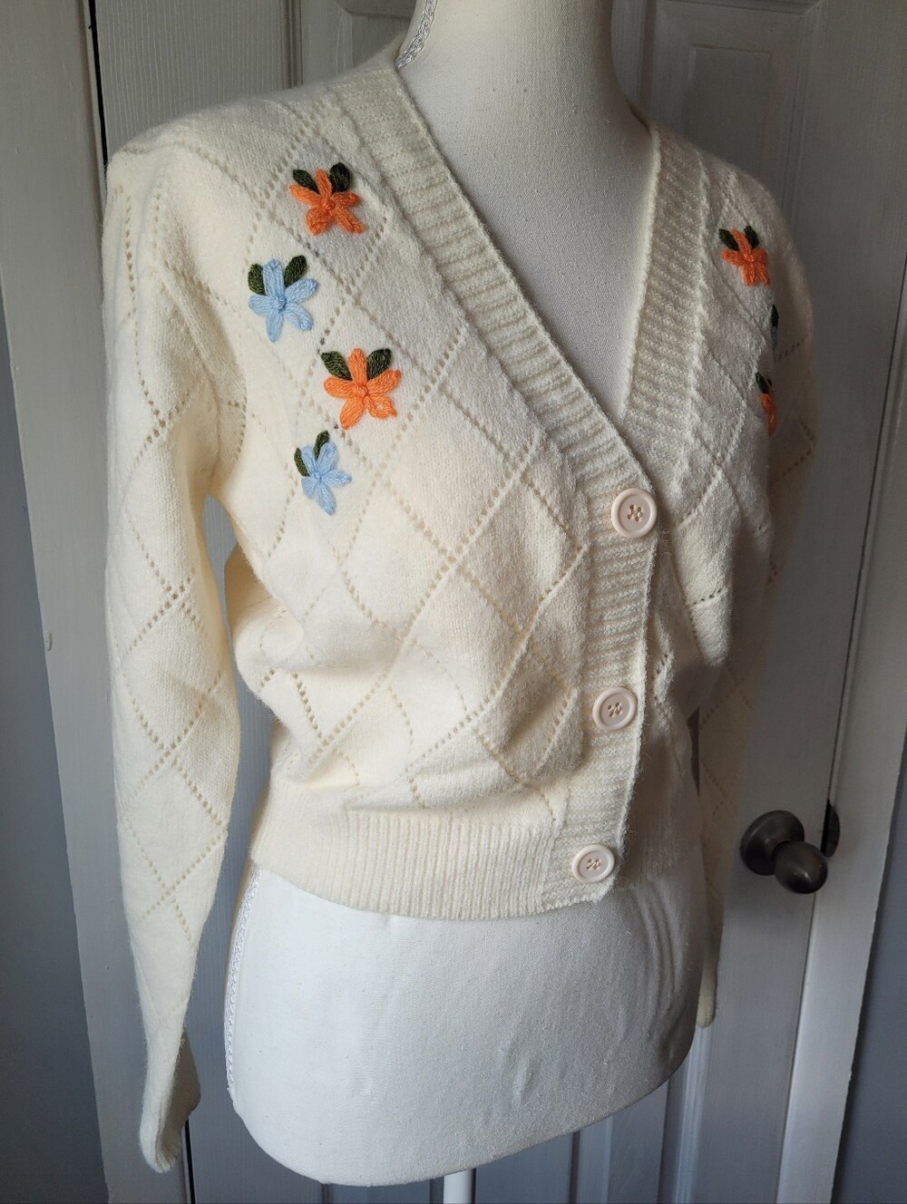 Dreamers by Debut Floral Embroidered Cardigan Sweater NWT Medium Cottagecore